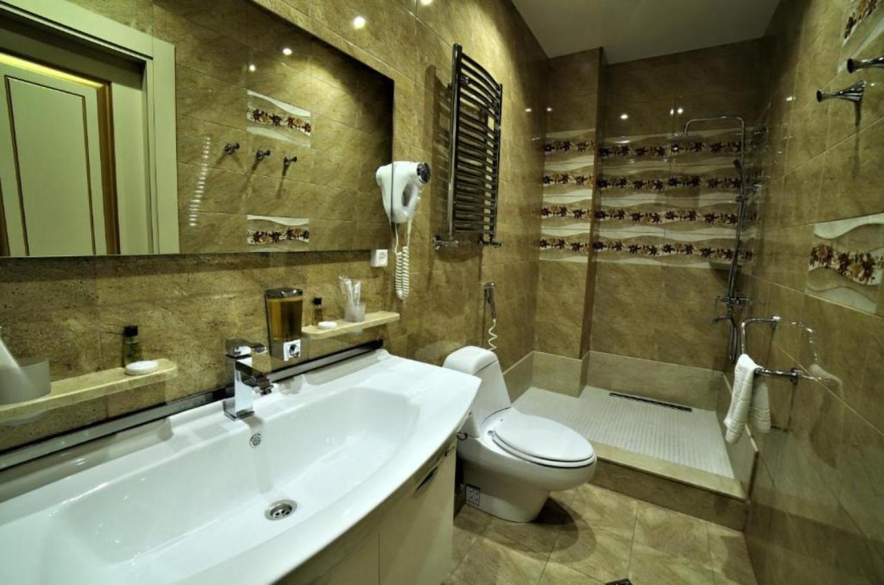 Agava Tbilisi Hotel Ngoại thất bức ảnh